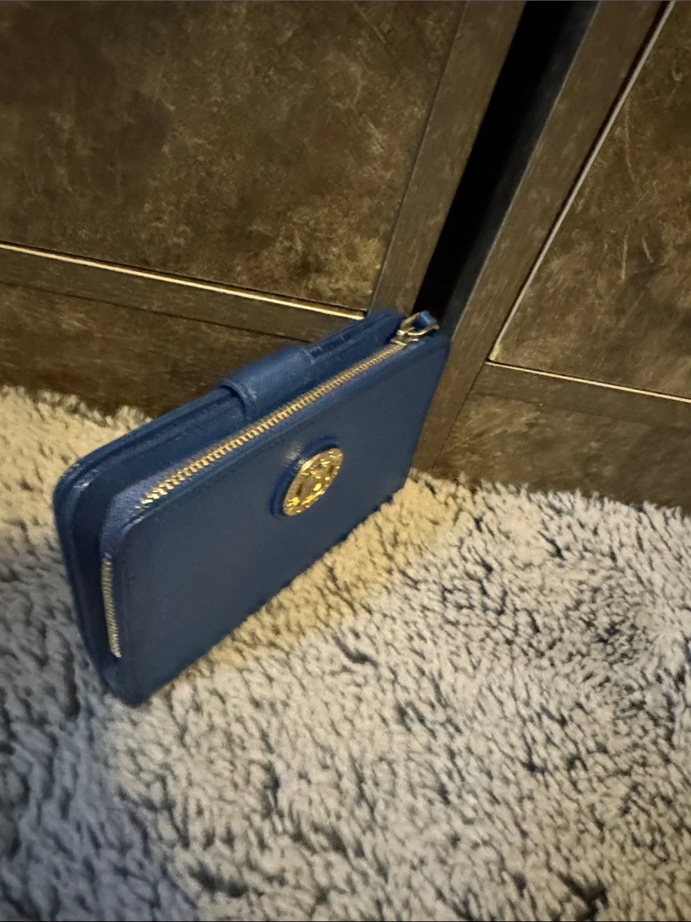 Metrocity Blue Zip-Around Saffiano Wallet with Gold Medallion Amazing Condition